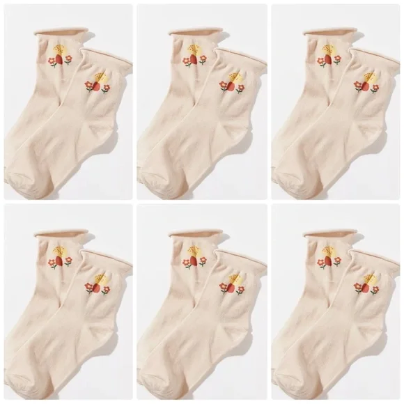 *FLASH SALE* 18 Pairs NWT Urban Outfitters Roll Up Crew Socks Set - Picture 11 of 11